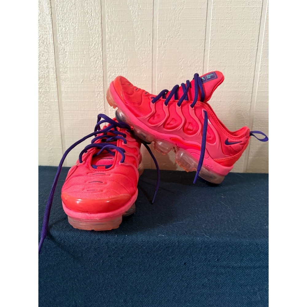 Nike Air VaporMax Plus Bright Crimson Pink Purple CU4907-600 Womens 6.5